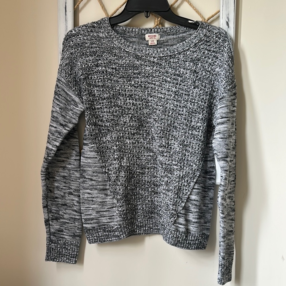 Mossimo Supply Co Gray Crew Neck Sweater size L